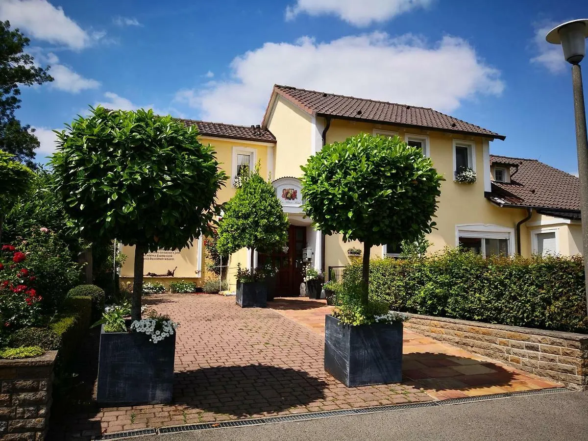 Das Kleine Hotel Iphofen, Fruehstueckszauber, No Waste, Nachhaltig, Nahe Aller Weingueter, Knauf Gips Kg Und Connekt, Kleines Secret Mit Garten & Terrassen, Tv Mirrorring, 55